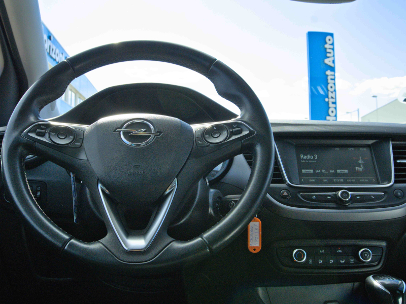 Opel Crossland 1.5D  110cv Naranja
