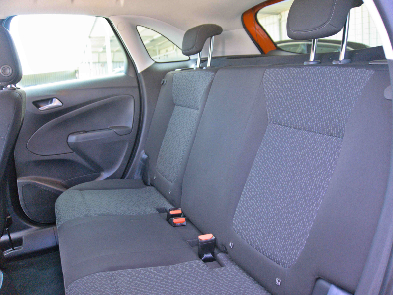Opel Crossland 1.5D  110cv Naranja