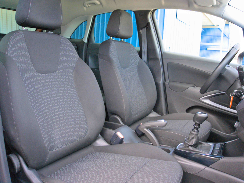 Opel Crossland 1.5D  110cv Naranja