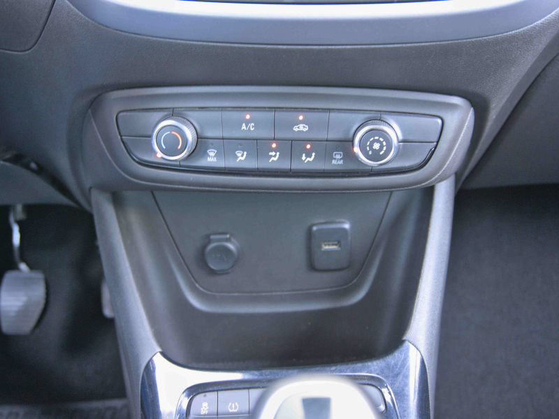 Opel Crossland 1.5D 110cv Gris