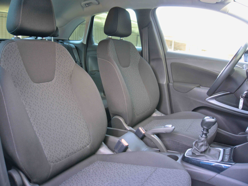 Opel Crossland 1.5D 110cv Gris