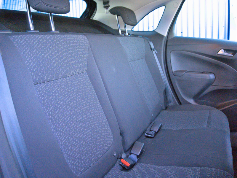 Opel Crossland 1.5D 110cv Negro