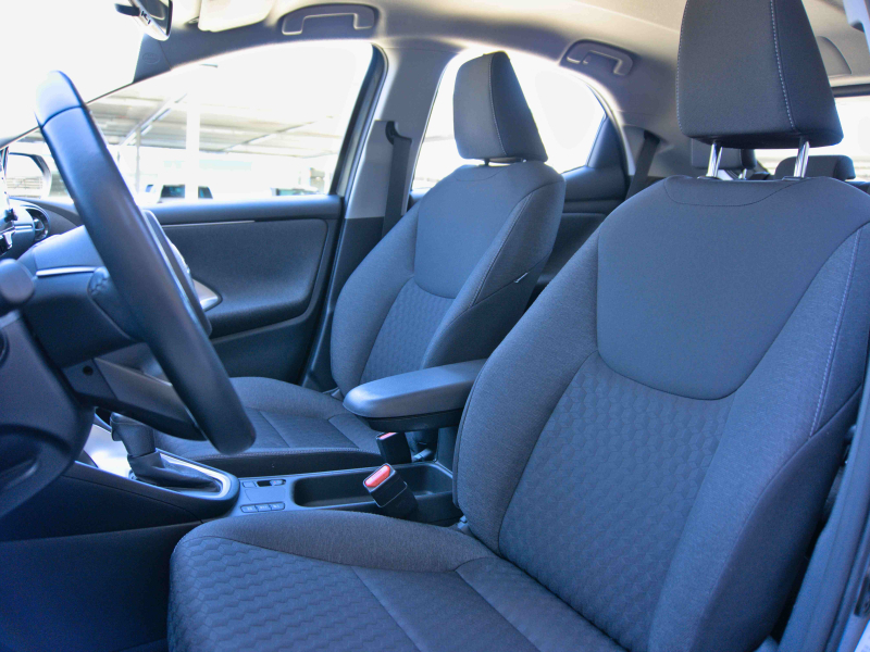Toyota Yaris Active Tech 1.5 120H eCVT Híbrido Auto  120cv Gris