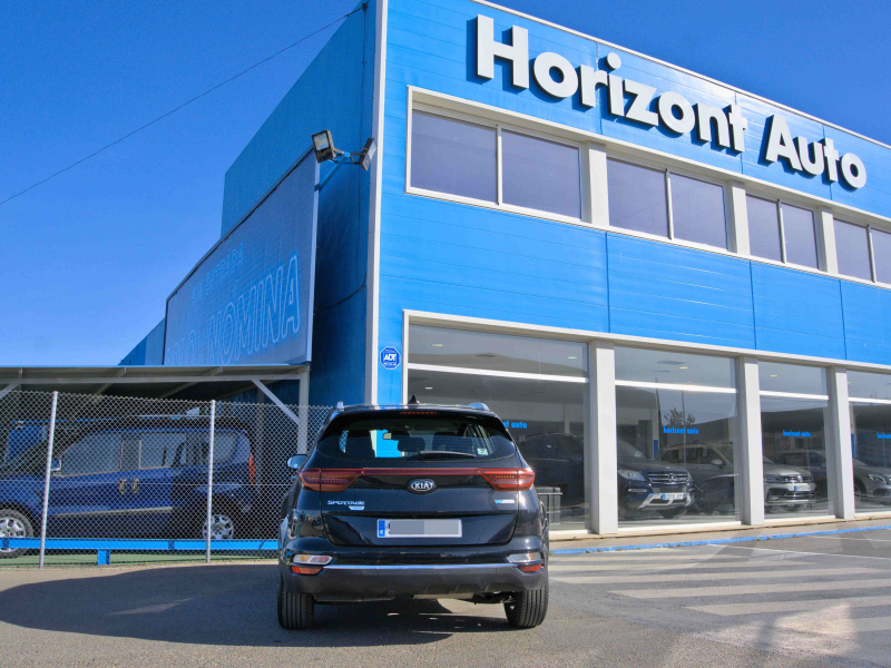 KIA Sportage Drive 1.6D Diésel Híbrido  132cv Negro