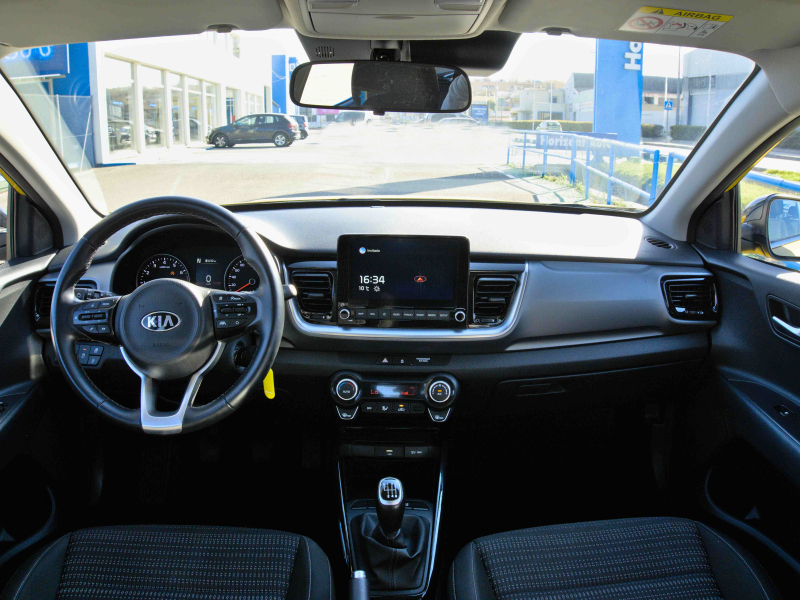 KIA Stonic Drive 1.0TGdi MHEV  100cv Amarillo