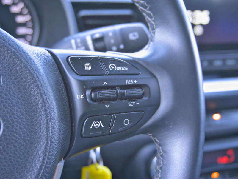 KIA Stonic Drive 1.0TGdi MHEV  100cv Amarillo