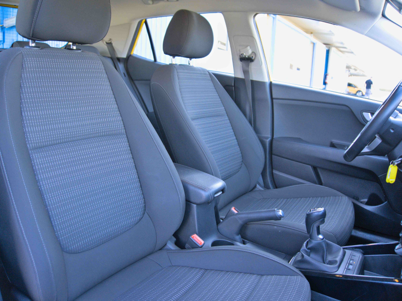 KIA Stonic Drive 1.0TGdi MHEV  100cv Amarillo