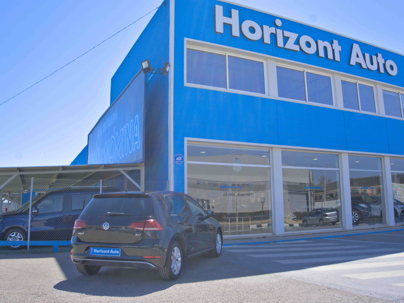 Volkswagen Golf Advance 1.6TDi DSG 115cv Gris