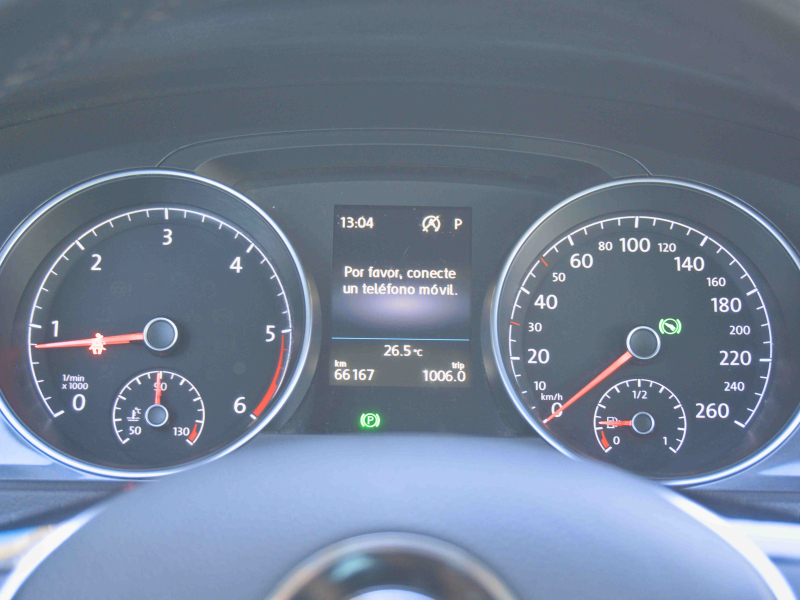 Volkswagen Golf Advance 1.6TDi DSG 115cv Gris