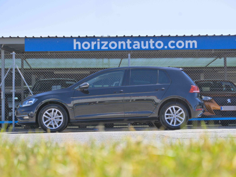 Volkswagen Golf Advance 1.6TDi DSG 115cv Gris
