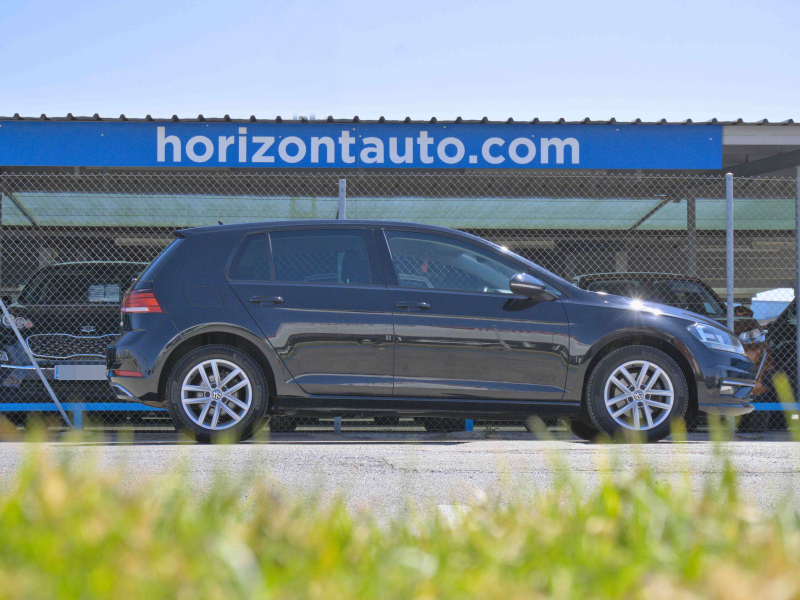 Volkswagen Golf Advance 1.6TDi DSG 115cv Gris