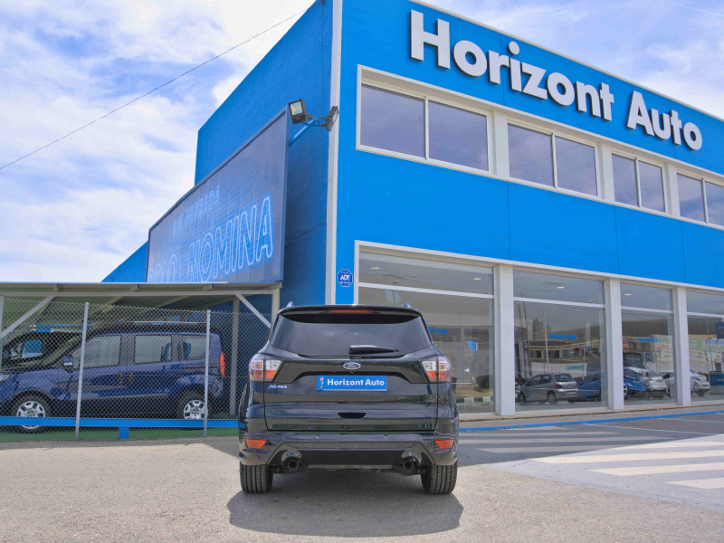 Ford Kuga 4X2 2.0TDCi STLine  150cv Negro