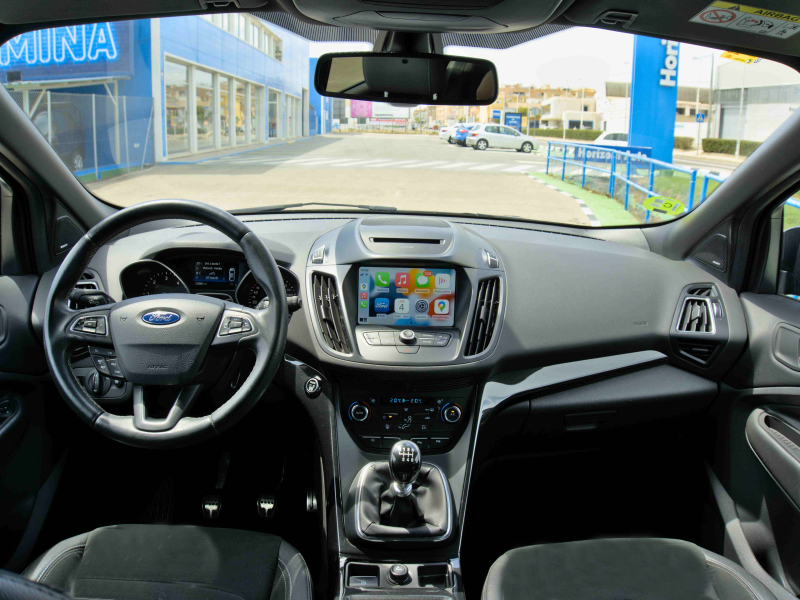Ford Kuga 4X2 2.0TDCi STLine  150cv Negro