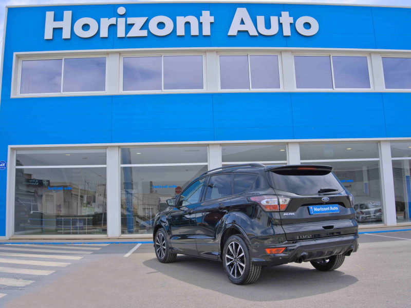 Ford Kuga 4X2 2.0TDCi STLine  150cv Negro