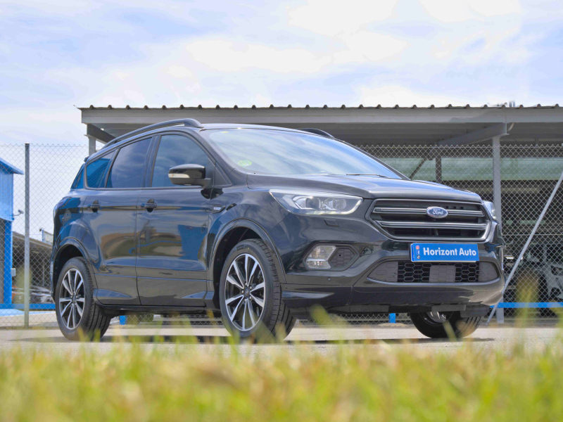 Ford Kuga 4X2 2.0TDCi STLine  150cv Negro
