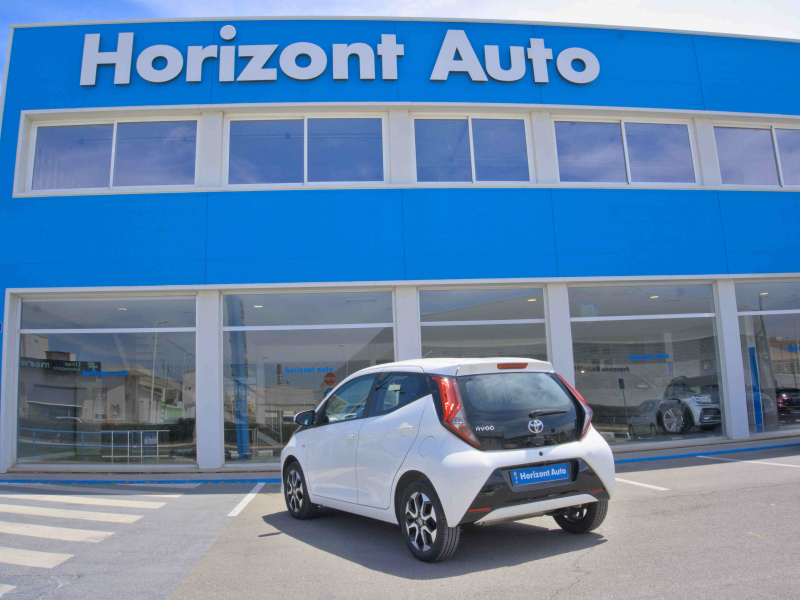 Toyota Aygo 1.0i 72cv Xplay  72cv Blanco