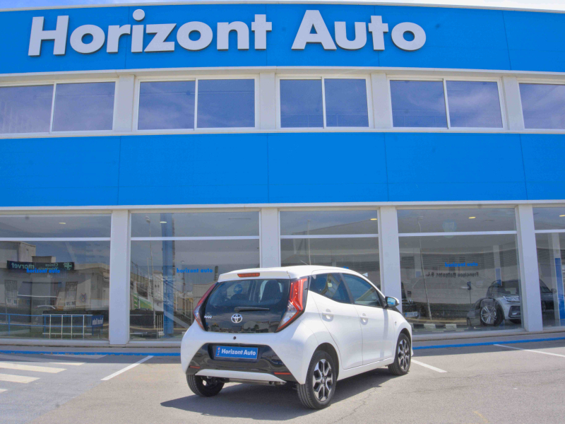 Toyota Aygo 1.0i 72cv Xplay  72cv Blanco