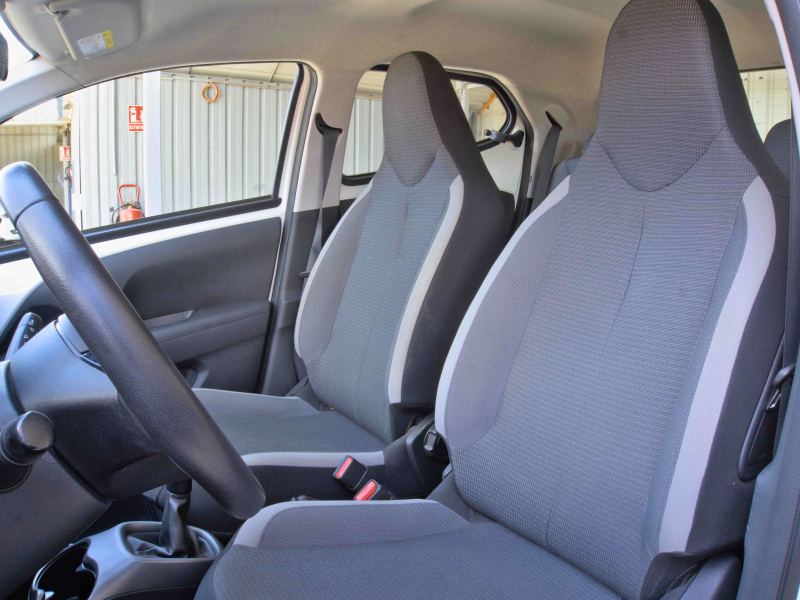 Toyota Aygo 1.0i 72cv Xplay  72cv Blanco