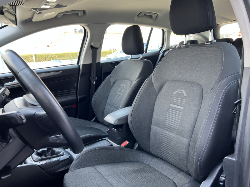 Ford Focus Active 1.5TDCi  120cv Azul