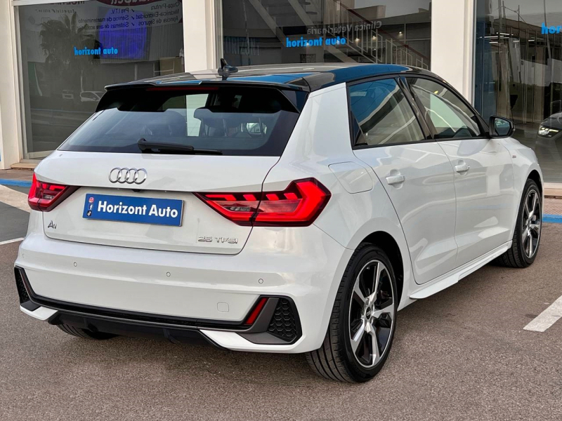 Audi A1 S-Line Sportback 1.0 TFSI Sportback 95cv Blanco