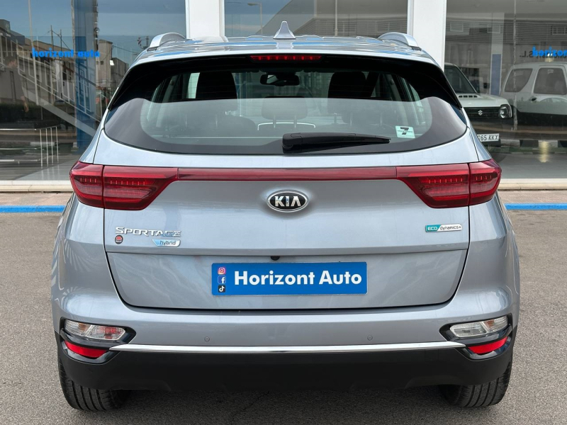 KIA Sportage Drive MHibrido 136cv Plata