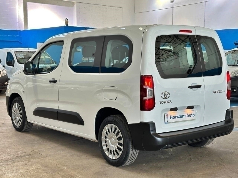 Toyota Proace City Verso 100cv Blanco