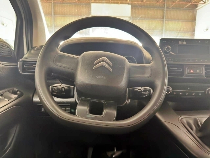 Citroen Berlingo Talla M Live 100cv Blanco