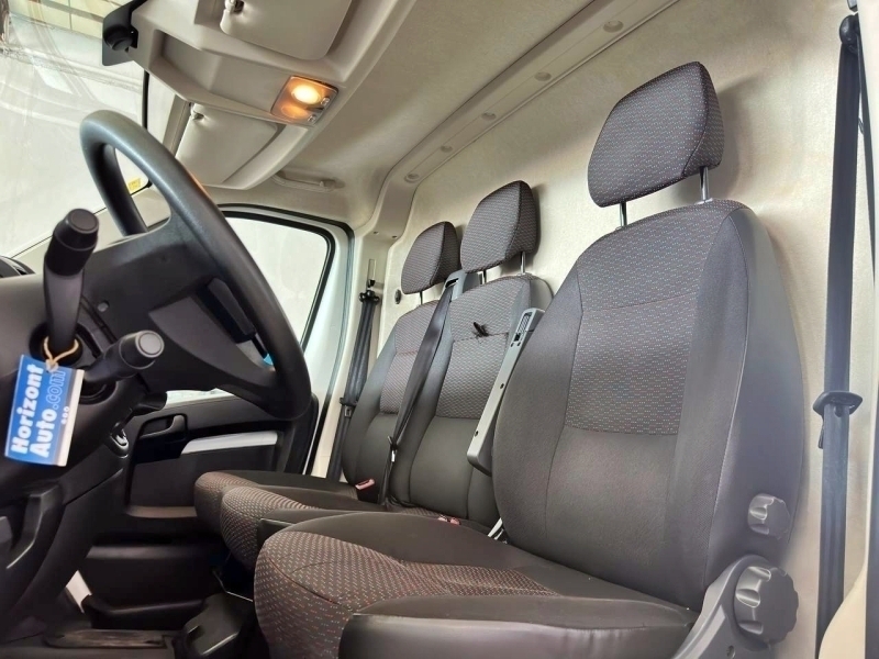 Peugeot Boxer 2.2BHDi 140cv Blanco