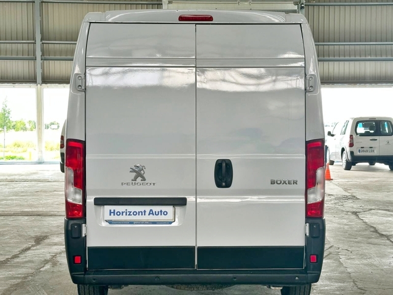 Peugeot Boxer 2.2BHDi 140cv Blanco