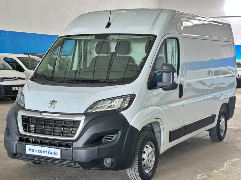 Peugeot Boxer 2.2BHDi 140cv Blanco