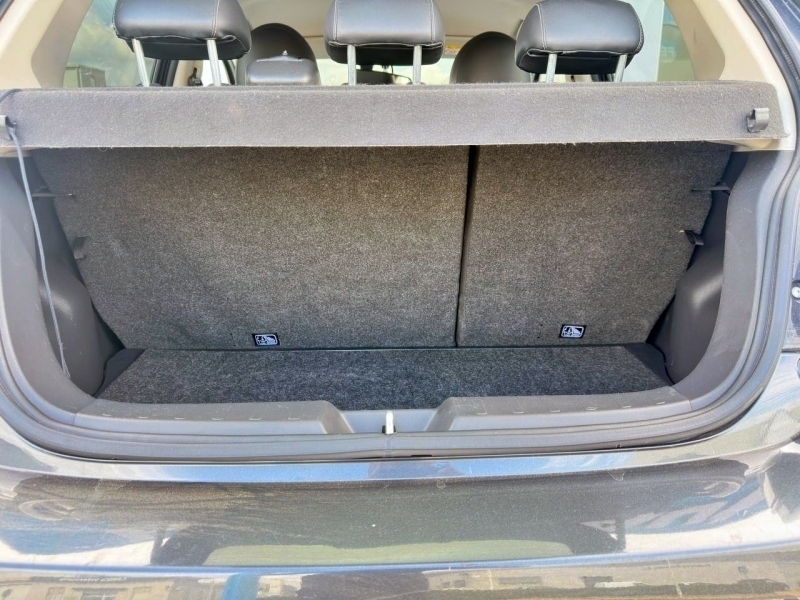 Mitsubishi Space Star 1.2 70cv Negro metalizado