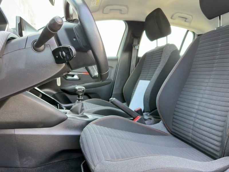 Peugeot 208 Active 100cv Blanco