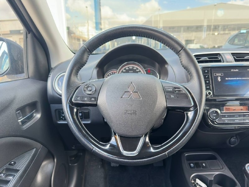 Mitsubishi Space Star 1.2 70cv Negro metalizado