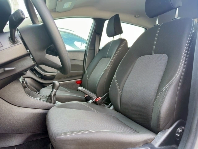 Ford Fiesta 1100cc 75cv Gris