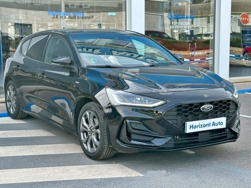 Ford Focus ST Line 125cv Negro metalizado