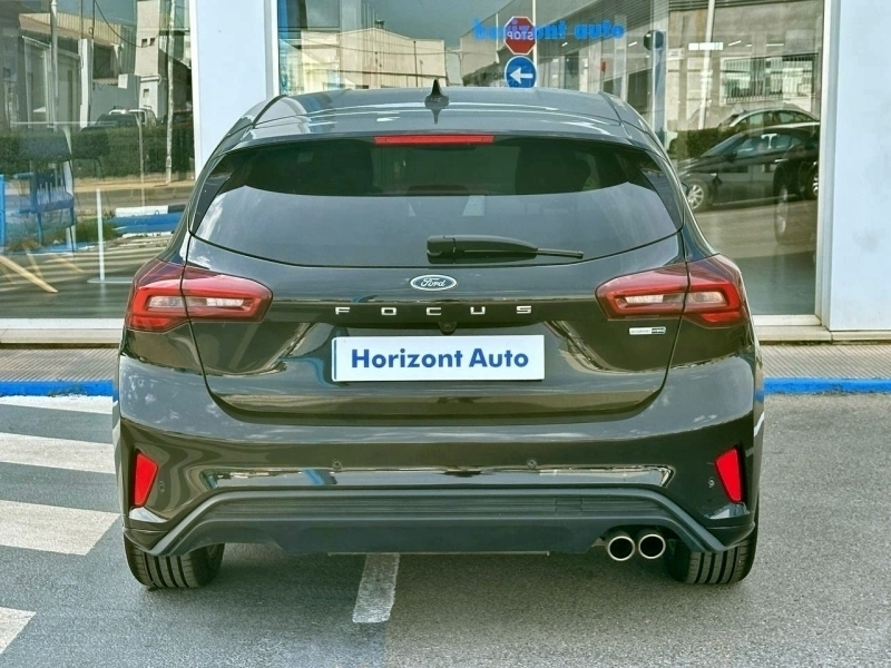 Ford Focus ST Line 125cv Negro metalizado