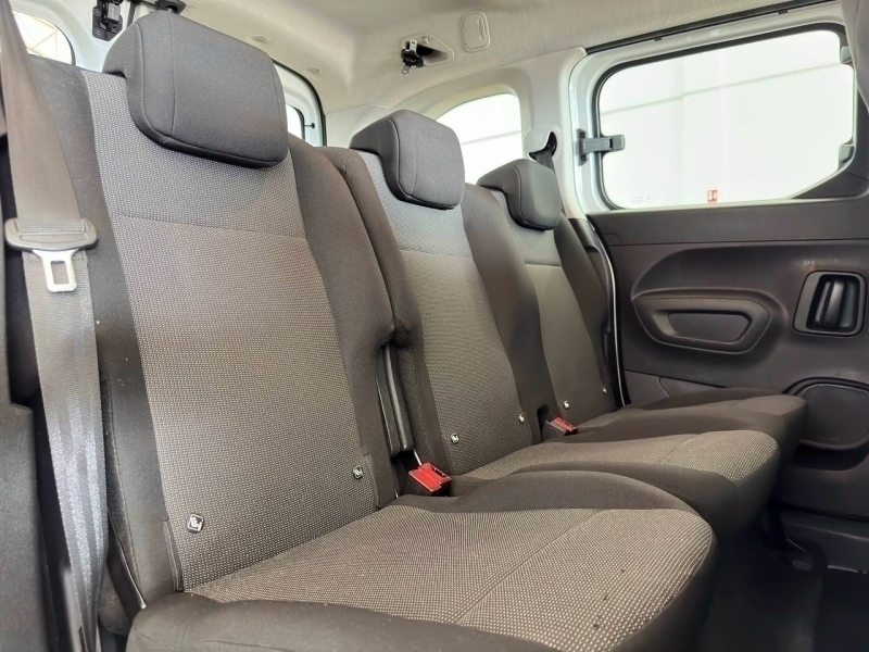 Citroen Berlingo Talla M 100cv Blanco