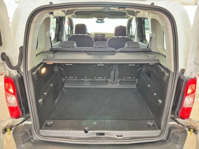 Citroen Berlingo Talla M 100cv Blanco