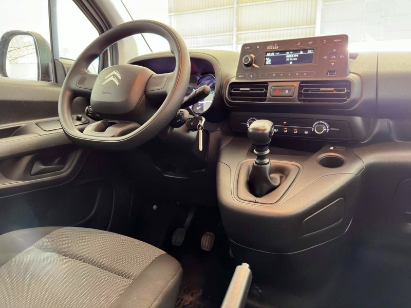 Citroen Berlingo Talla M 100cv Blanco