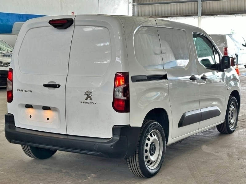 Peugeot Partner Asphalt 1000 KG 130cv Blanco