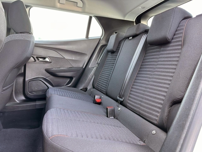 Peugeot 2008 Active Pack 110cv Blanco