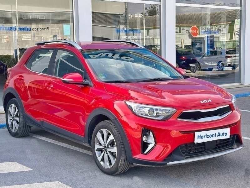 KIA Stonic Drive 100cv Rojo