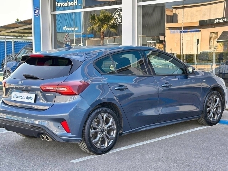 Ford Focus ST Line 125cv Gris oscuro