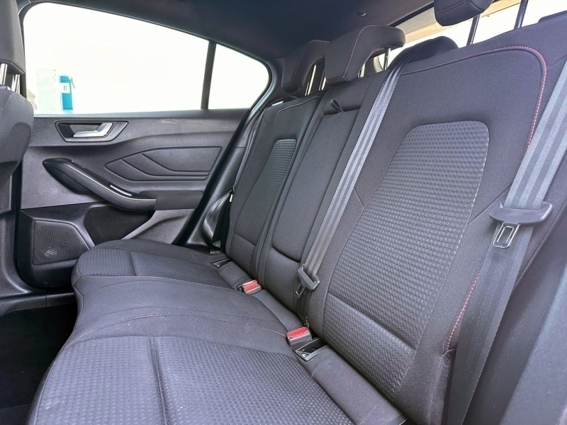 Ford Focus ST Line 125cv Negro