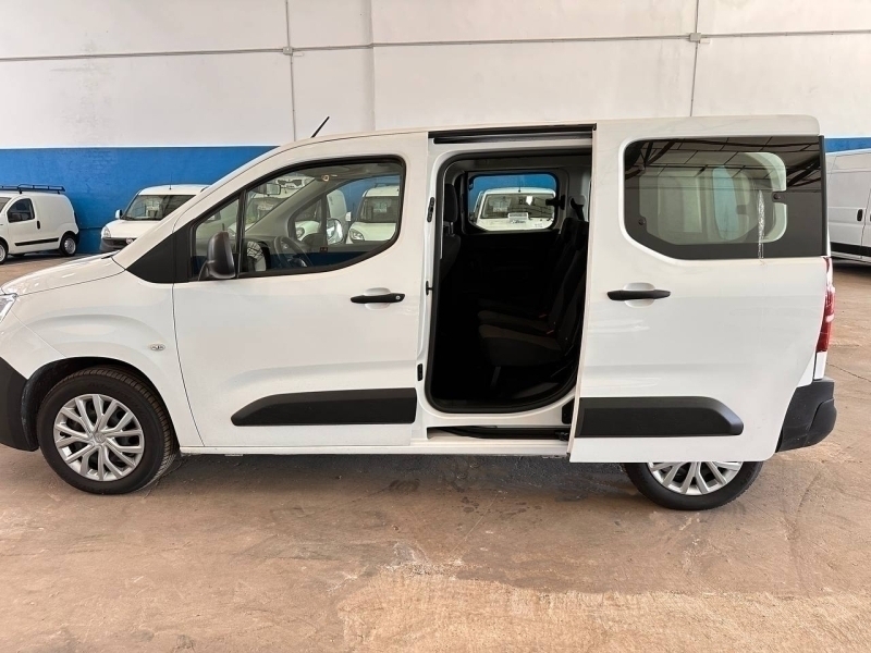 Citroen Berlingo Talla M 100cv Blanco