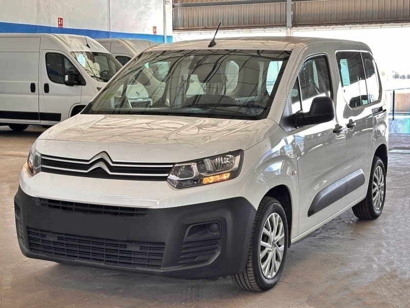 Citroen Berlingo Talla M 100cv Blanco