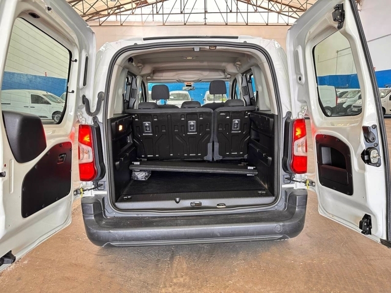 Citroen Berlingo Talla M 100cv Blanco