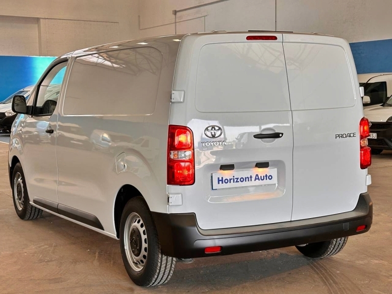 Toyota Proace City 1500cc 100cv Blanco