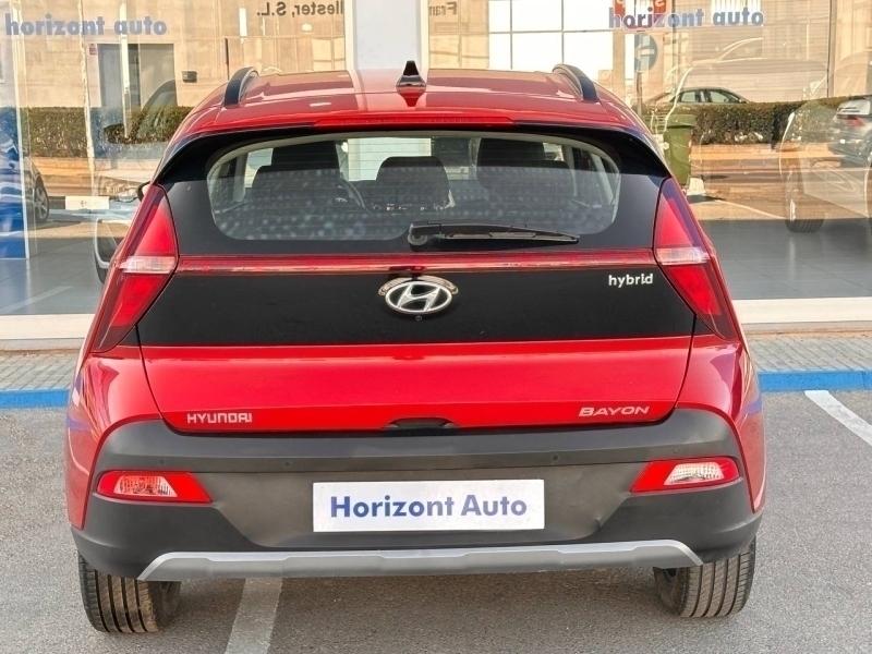 Hyundai Bayon  Maxx 100cv Rojo