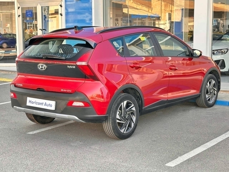 Hyundai Bayon  Maxx 100cv Rojo